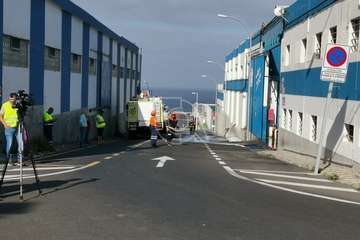Incendio en la nave industrial de Martínez Cano en El Goro (Foto TA)